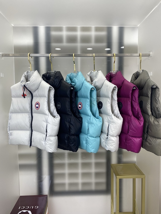 캐나다구스 패러다임 프리스타일 다운 베스트 패딩 조끼 7칼라