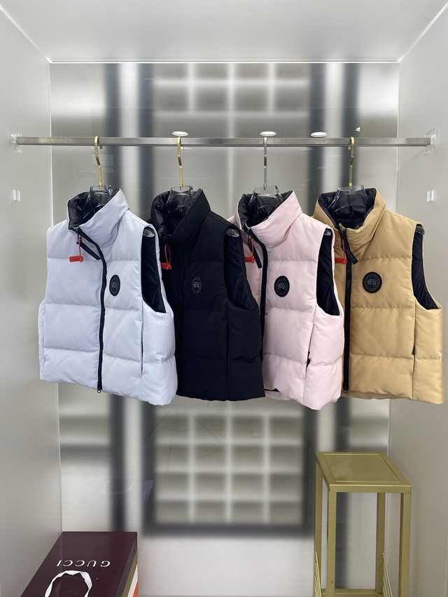 캐나다구스 패러다임 프리스타일 다운 베스트 패딩 조끼 4칼라