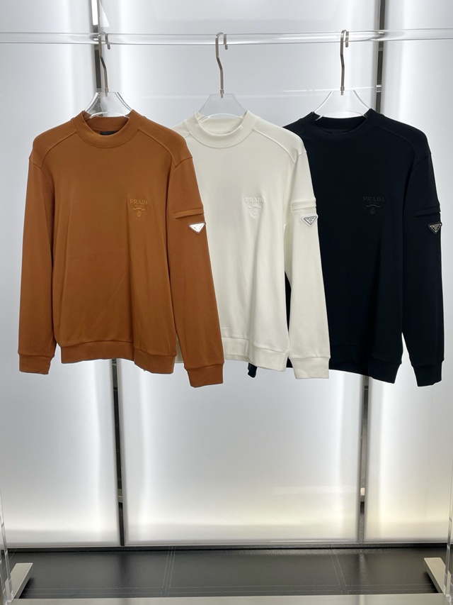 프라다 로고 라운드티 긴팔티 3칼라