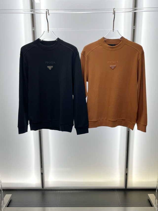 프라다 로고 라운드티 긴팔티 2칼라