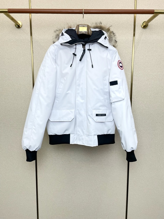 캐나다구스 PBI 칠리왁 봄버 재킷 패딩