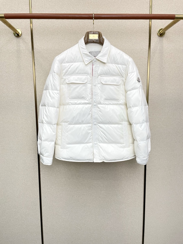 몽클레어 카라 다운 재킷 패딩