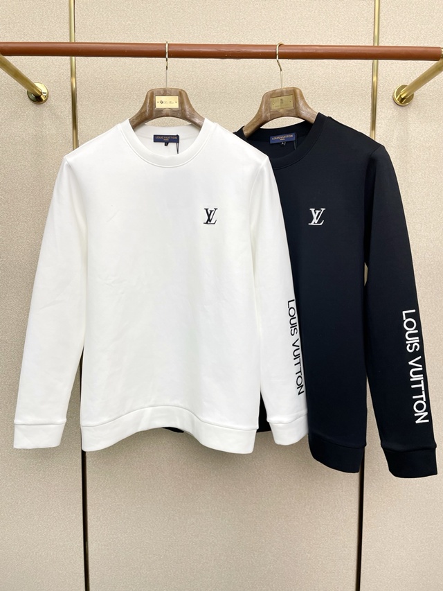 루이비통 스웨트셔츠 맨투맨 라운드티 2칼라