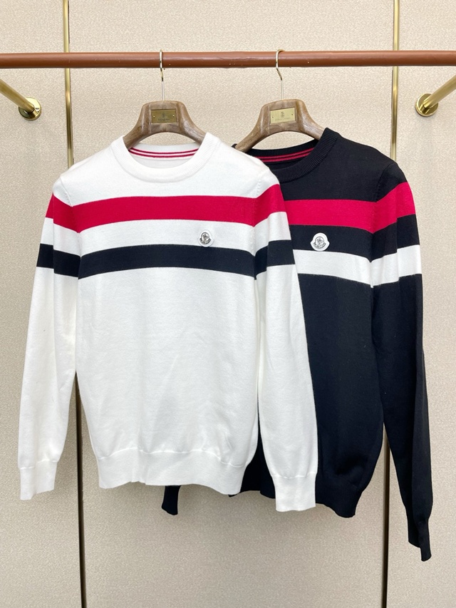 몽클레어 스트라이프 니트 스웨터 2칼라
