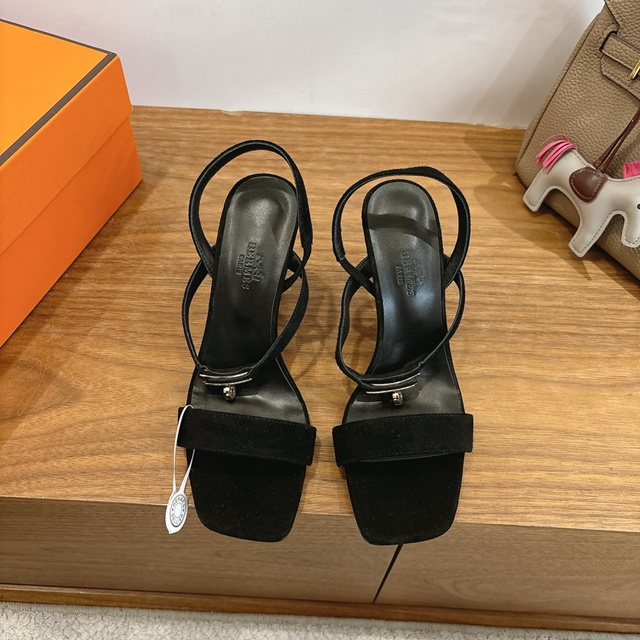 에르메스 글래머 GLAMOUR 켈리 스웨이드 75 여성 샌들