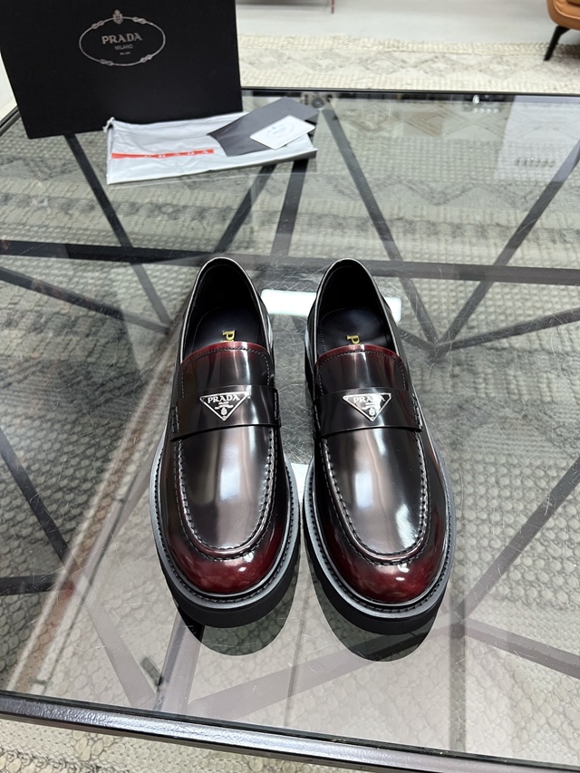 프라다 캐주얼 남성 구두 로퍼 슈즈