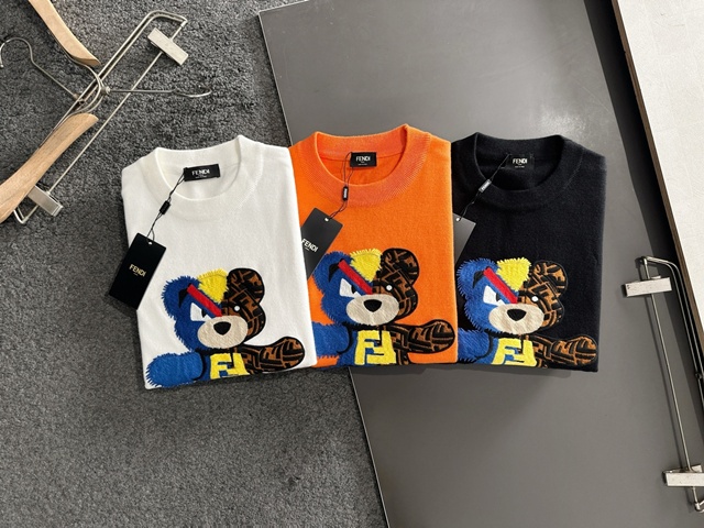 펜디 곰돌이 라운드 니트 스웨터 3칼라