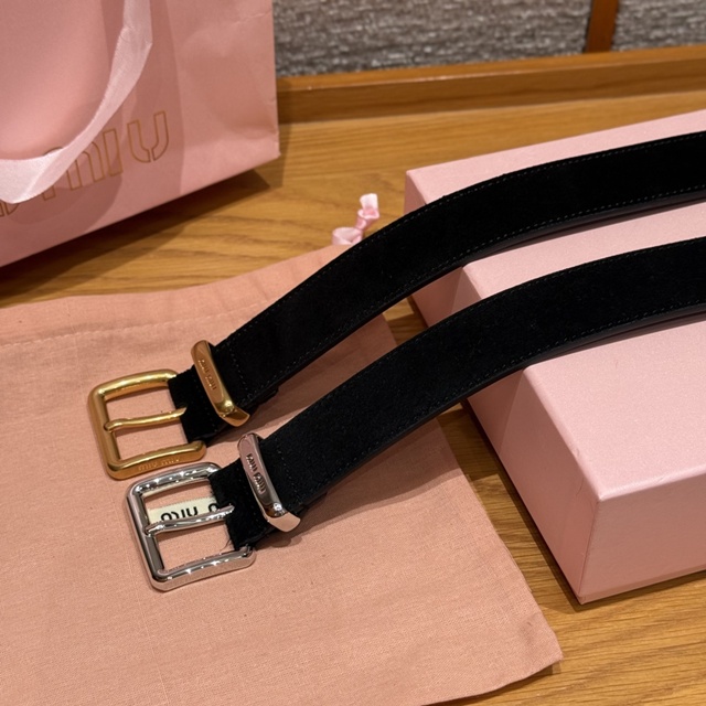 미우미우 여성 스웨이드 벨트 35mm 2칼라