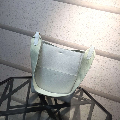 셀린느 Seau Sangle Shoulder Bag 