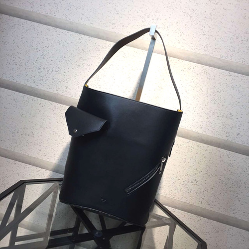 셀린느 Bucket Biker Shoulder Bag S