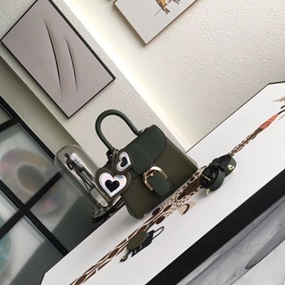 델보 브리앙 브릴리언트