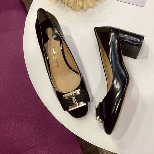 페레가모 여성슈즈 6cm