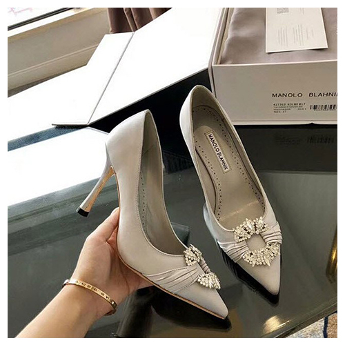 마놀로브라닉 여성슈즈 9.5cm