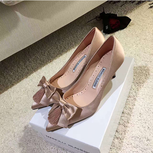 마놀로브라닉 여성슈즈 미들힐 7cm