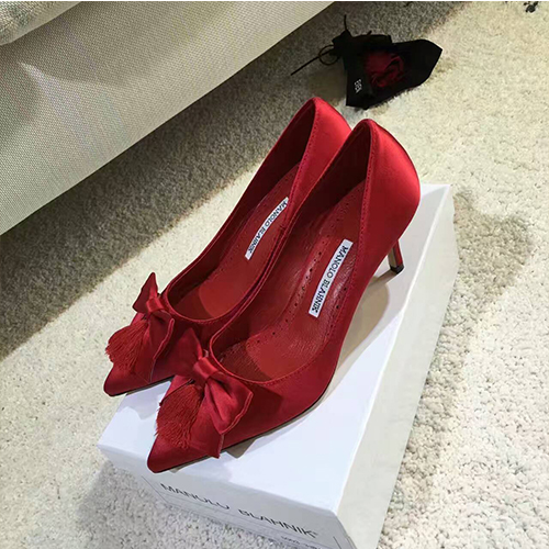 마놀로브라닉 여성슈즈 미들힐 7cm
