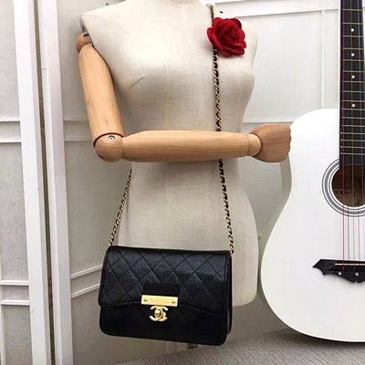 샤넬 A81419 카프스킨 골드톤 메탈 월릿온 체인 백 블랙