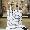 이세이미야케 CHORD 바오바오 숄더 백  -화이트