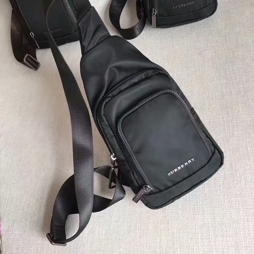 버버리 남성 메신저 백