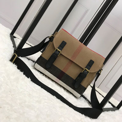 버버리 스몰 캔버스 가죽 체크 메신져 백 40202461