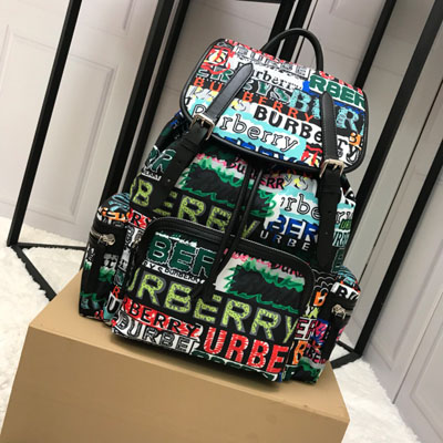 버버리 라지 럭삭 그라피티 로고 프린트 40743761