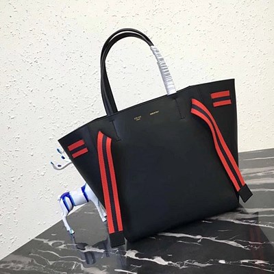 셀린느 189023 카프스킨 라지 카바스 팬텀 백 블랙 