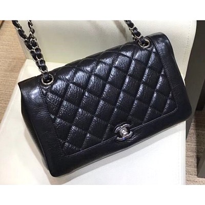 샤넬 A57602 크럼플드 카프스킨 비 퀄티드 플랩 백 