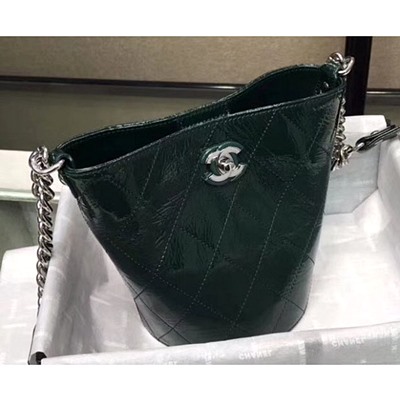 샤넬 A57636 크럼플드 카프스킨 스몰 버켓 백 