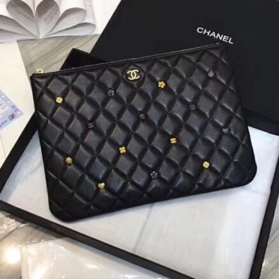 샤넬 A81619  램스킨 18K 챔스 파우치 블랙
