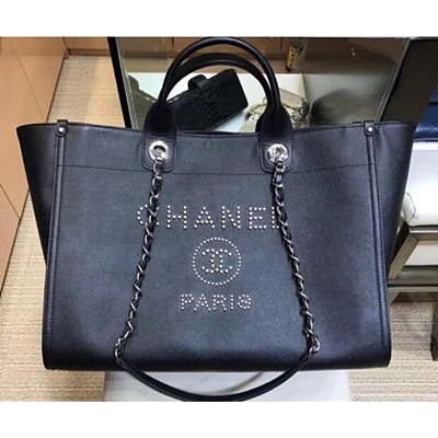 샤넬 A57067 스터드 그레인드 카프스킨 도빌 미디엄  쇼핑 백 