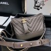 샤넬 A91810 가브리엘 스몰 호보 백 그레이 카프스킨