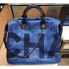 샤넬 A57164 프린트 패브릭 맥시 볼링 백 