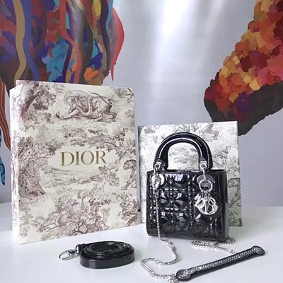 디올 송아지 가죽 LADY DIOR 미니 백 블랙/실버