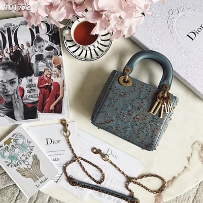 디올 오리지널 엠브로이드 카프스킨 LADY DIOR 백 50050 블루