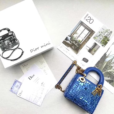 디올 Lady Dior Mini Calfskin/Embriodery M0598 블루
