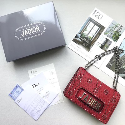디올 스터드 카프스킨  jadior 미니 플랩 백 9002 레드