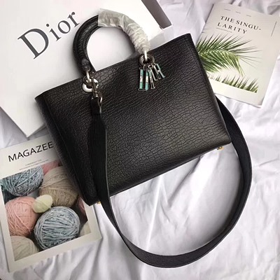 디올 램스킨 Lady Dior 라지 백 M0584VQAL M030 블랙