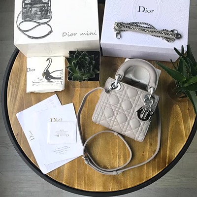 디올 오리지널 램스킨 미니 lady dior bag 44500