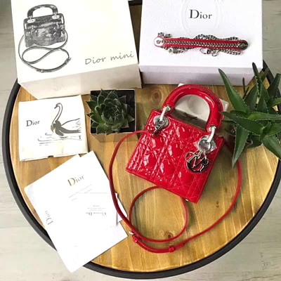 디올 오리지널 카프스킨 미니 lady dior bag 44500