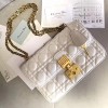 디올 오리지널 램스킨 플랩 백 M5818 화이트