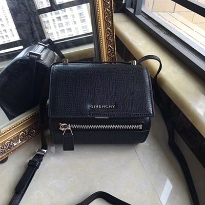 지방시 스몰 판도라 Box 오리지널 러빙패턴 가죽 18cm