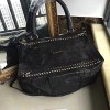 지방시 판도라 라지 오리지널 링클 고트스킨 40cm
