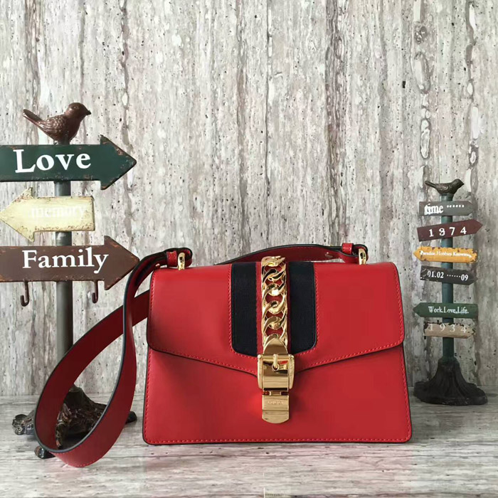 구찌 히비스커스 레드 가죽 Gucci-Sylvie -421882  -레드