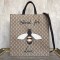 [Gucci Bestiary] 여왕벌 프린트 소프트 GG 수프림 토트백 -450950