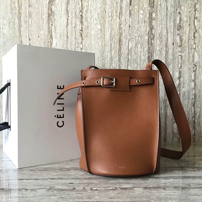 셀린느 스트랩 버켓 빅백 BIG BAG BUCKET WITH LONG STRAP IN SMOOTH CALFSKIN