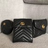 구찌 524597 GG 마몬트 마틀라쎄 벨트백 블랙