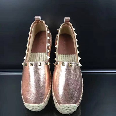 발렌티노 락스터드 에스파듀 로즈골드