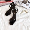YSL 레더 스트랩 샌들