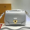 루이비통 BOCCADOR M53337 화이트
