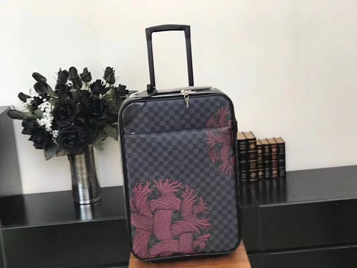 루이비통 M23006 모노그램 페가세 55 