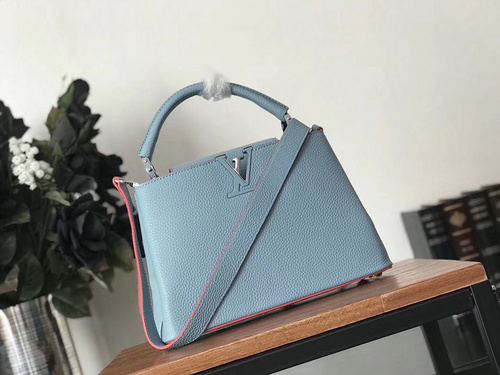 루이비통 M94726 카퓌신 BB